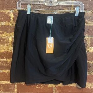✨NWT✨ Kona Sol Black Swim Skirt Size XL
